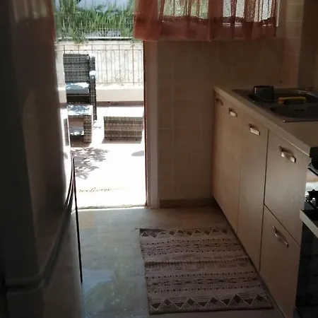 בית נופש Elia's Maisonette ארגוסטולי