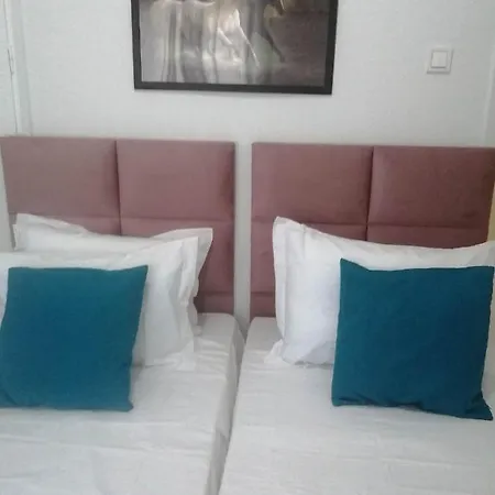 Elia's Maisonette בית נופש