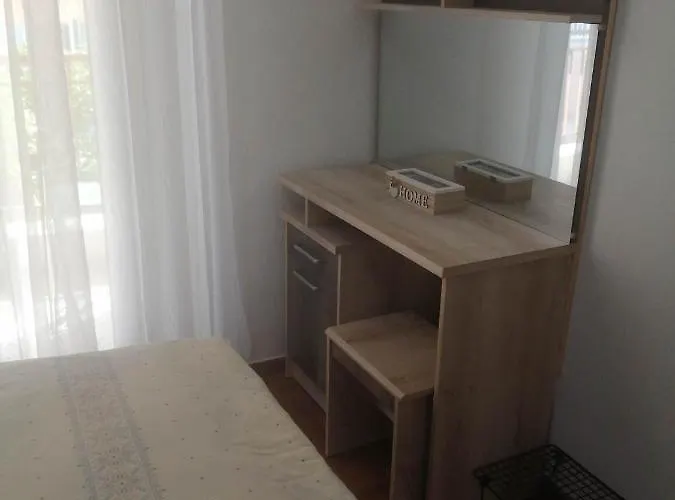 Elia's Maisonette Nyaraló *